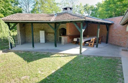 Batina House | Guest House SANIV