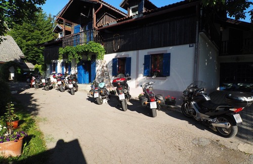 Plaski Apartment | Guest House Sara Latin apartment 1