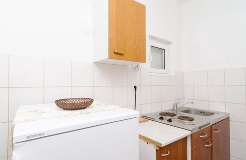 Sobra Apartment | Guest House Sobra 38 - Double Room with Garden View 3