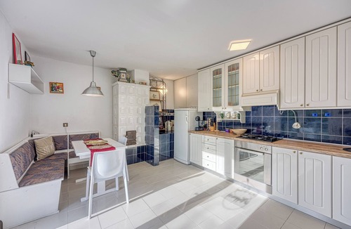 Duga Resa House | Haven Near The River, Donji Zvečaj, Croatia