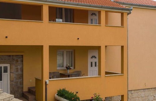 Garjak Apartment | Hearts of Vrlika Country Stay - Double Room with Balcony