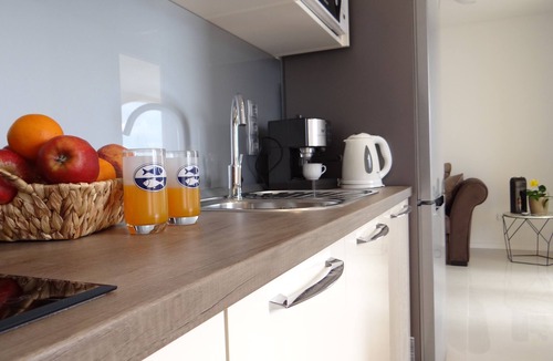 Businci Apartment | Heated swimming pool with stunning sea view terrace a8