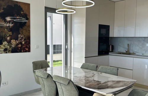 Trogir Apartment | Hedonist Gold-Luxury 3 bedroom apartment with Hot tub,pool, free parking, garden