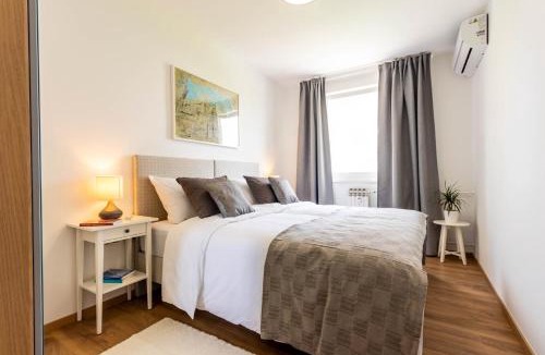 Zagreb Apartment | Hendrix Bridge Apartment 2