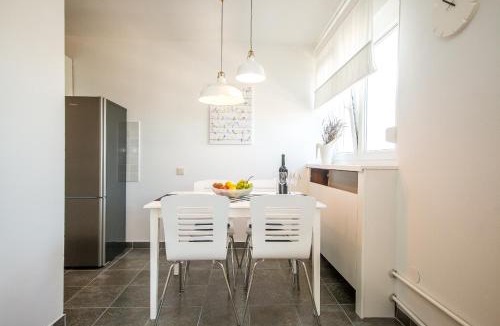 Zagreb Apartment | Hendrix Bridge Apartment