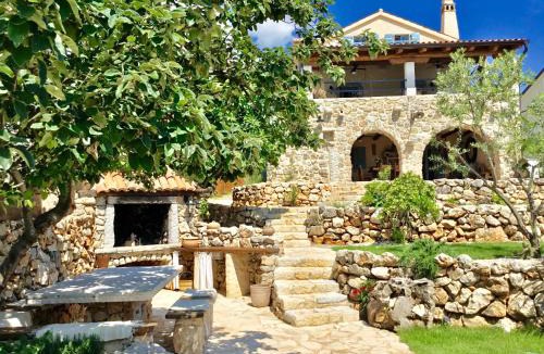 Sveti Vid-Miholjice Villa | HERITAGE Villa AQUAMARINE