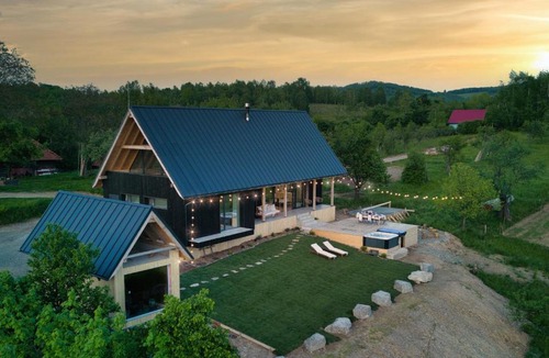 Bulz Ski Chalet | Hilltop Munteni