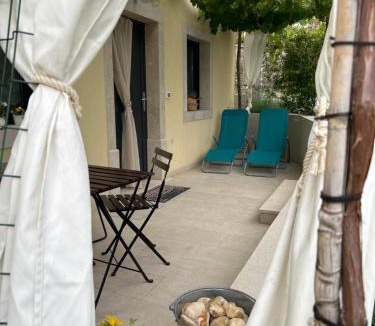 Tinjan House | Hisa STERNA - WELL HOUSE