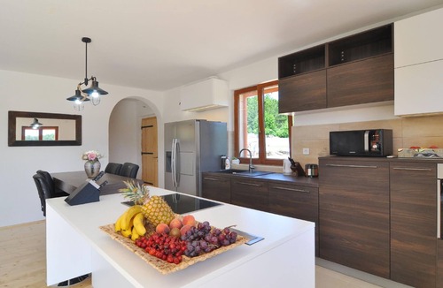 Muc House | Historic stone villa Heaven for 11 persons