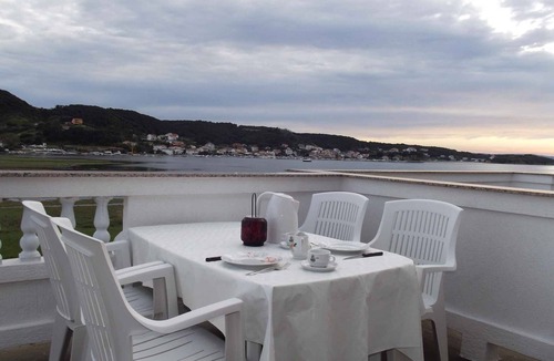 Supetarska Draga Apartment | Holiday apartment 60 m from the Adriatic Sea