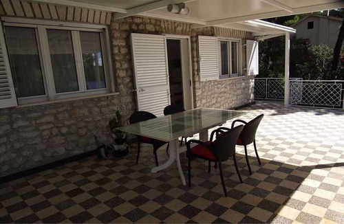 Cove Murtar Apartment | Holiday apartment near the beach