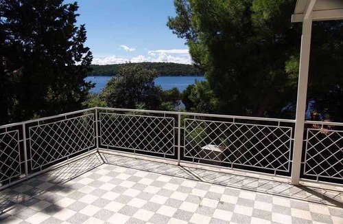 Cove Murtar Apartment | Holiday apartment near the beach