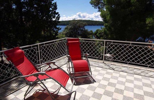 Cove Murtar Apartment | Holiday apartment near the beach