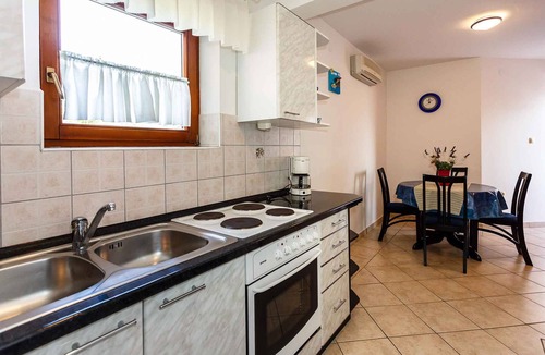 Krk Apartment | Holiday apartment 450 m from the beach