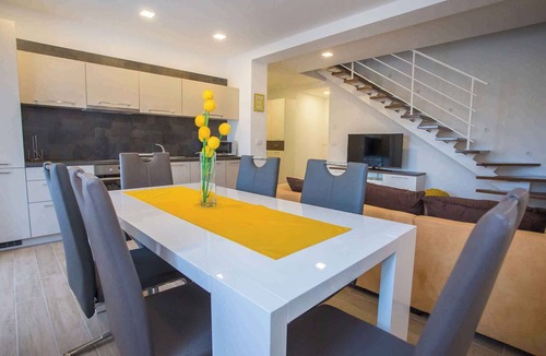 Porec Apartment | Holiday apartment Apartment Milohanić A4 + 1
