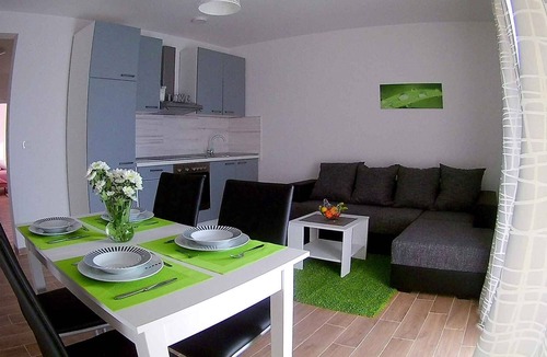 Podaca Apartment | Holiday apartment beach at 100 m