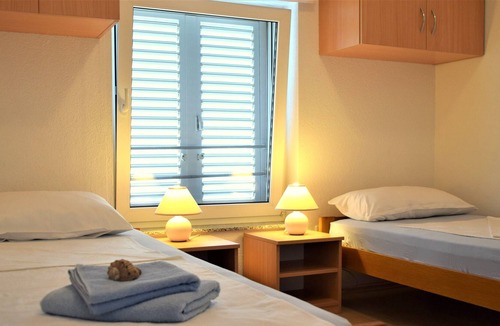 Dobropoljana Apartment | Holiday apartment, with panoramic views, family friendly
