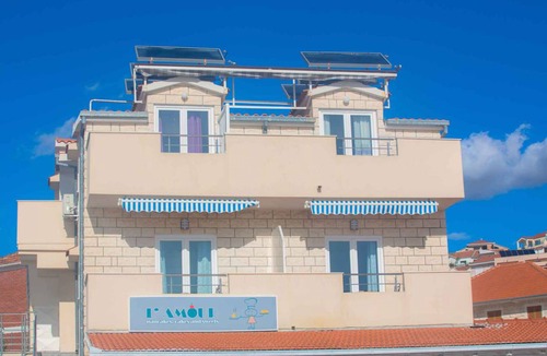 Rogoznica Apartment | Holiday apartment The first kingdom by the sea