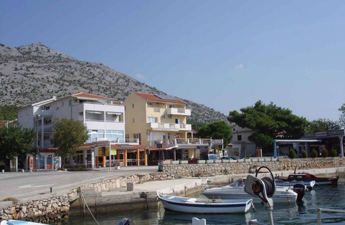 Starigrad Apartment | Holiday apartment 50 m from the Adriatic Sea