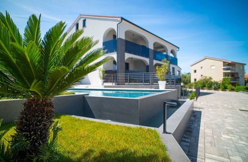 Zidarici Apartment | Holiday apartment III. in Villa Calma Apartments with shared Pool