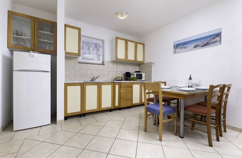 Cizici Apartment | Holiday apartment In the city center with air conditioning