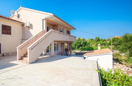 Milohnici Apartment | Holiday apartment IVICA