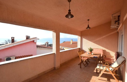 Pinezici Apartment | Holiday apartment Krk (Stadt) for 1 - 5 persons with 2 bedrooms - Holiday apartment