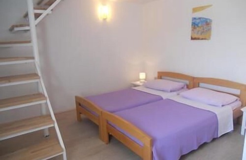 Ljubac Apartment | Holiday apartment Ljubač for 1 - 3 persons - Holiday apartment