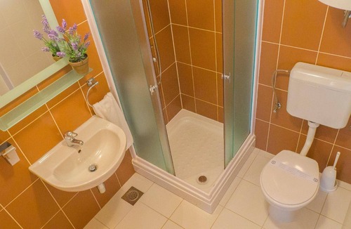 Marusici Apartment | Holiday apartment Mimice for 1 - 6 persons with 2 bedrooms - Row house