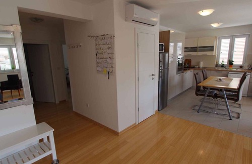 Malinska Apartment | Holiday apartment mit Klimaanlage und Balkon