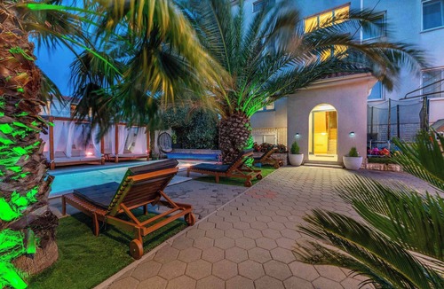 Sukosan Apartment | Holiday apartment mit Klimaanlage und Pool