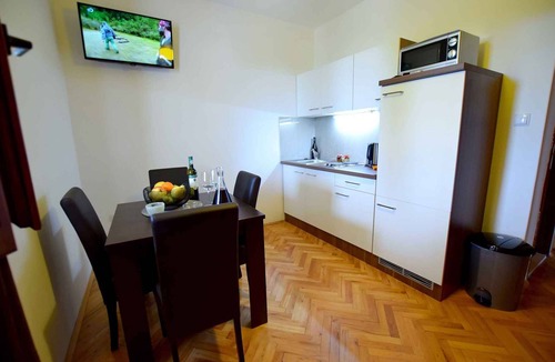 Seline Apartment | Holiday apartment mit Klimaanlage und Balkon