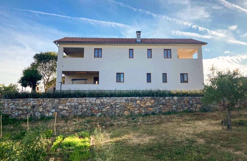 Poljica Apartment | Holiday apartment New rural apartment with air conditioning and wifi