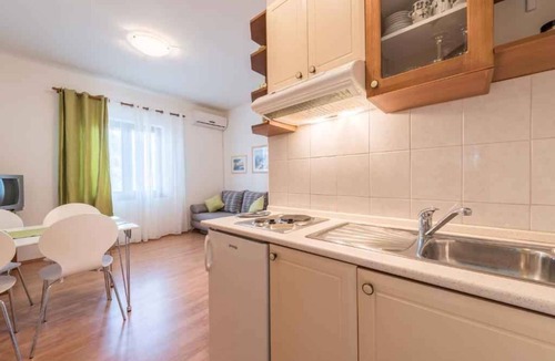 Muline Apartment | Holiday apartment only 75 m from the beach
