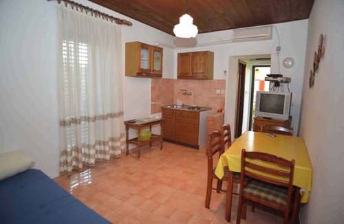 Kukljica Apartment | Holiday apartment only 35 m to the Adriatic Sea