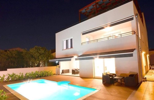 Turanj Apartment | Holiday apartment Turanj for 1 - 8 persons with 4 bedrooms - Holiday apartment