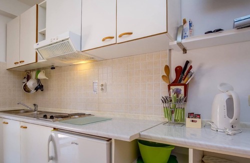 Veli Losinj Apartment | Holiday apartment Veli Losinj for 1 - 3 persons with 2 bedrooms - Twin house