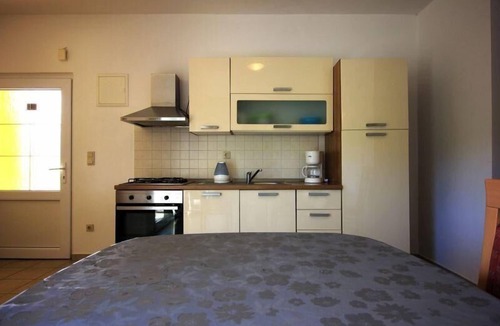 Vinisce Apartment | Holiday apartment Vinišće for 2 - 4 persons with 2 bedrooms - Twin house