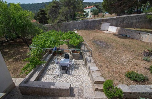 Veli Losinj Apartment | Holiday apartment with air conditioning