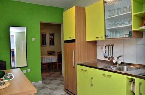 Businci Apartment | Holiday apartment with a terrace and a grill