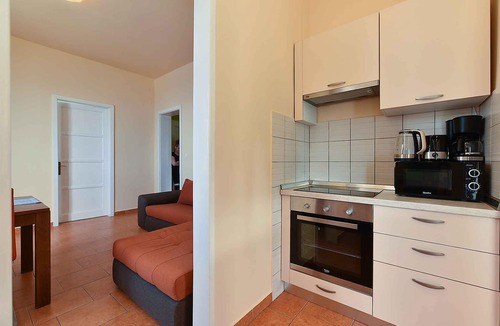 Koromacno Apartment | Holiday apartment with sea view and air conditioning