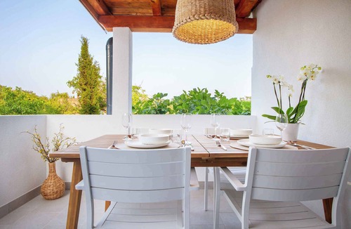 Polje Apartment | Holiday apartment with terrace and air conditioning