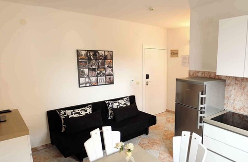 Primosten Apartment | Holiday apartment with internet access