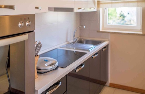 Vantacici Apartment | Holiday apartment with garden and WIFI