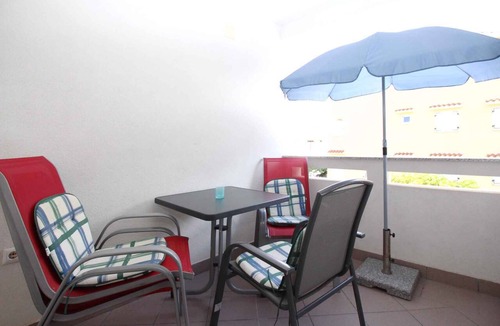 Baska Apartment | Holiday apartment with air conditioning