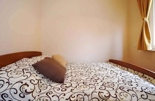Srima Apartment | Holiday apartment with air conditioning and internet