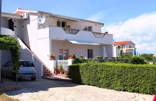 Vodice Apartment | Holiday apartment with balcony and air conditioning