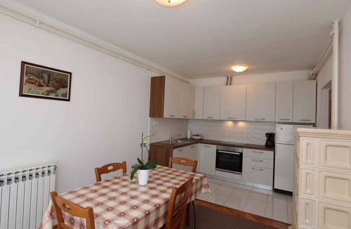 Silo Apartment | Holiday apartment with balcony and sea view