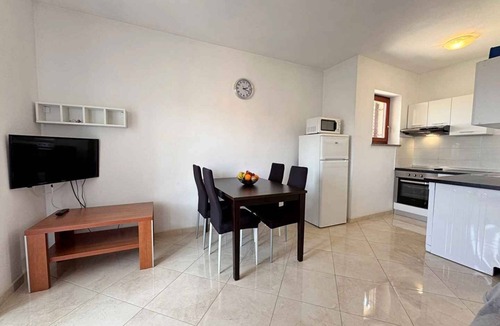 Silo Apartment | Holiday apartment with balcony and sea view