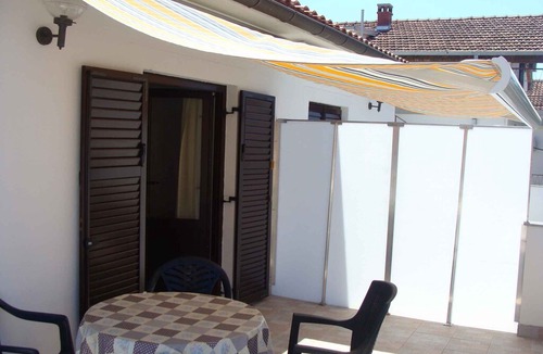 Vodice Apartment | Holiday apartment with balcony and air conditioning